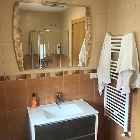 Aire De Valsain * La Pradera de Navalhorno